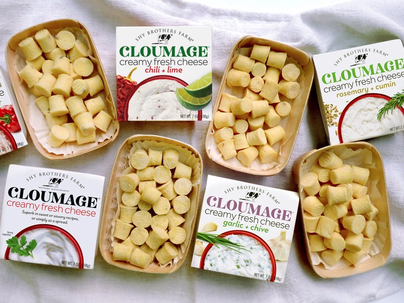 Picnic: Cloumage and Hannahbells